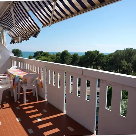 Flat With Luminous Terrace By The Sea - Beahost *