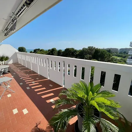 Flat With Luminous Terrace By The Sea - Beahost Apartment